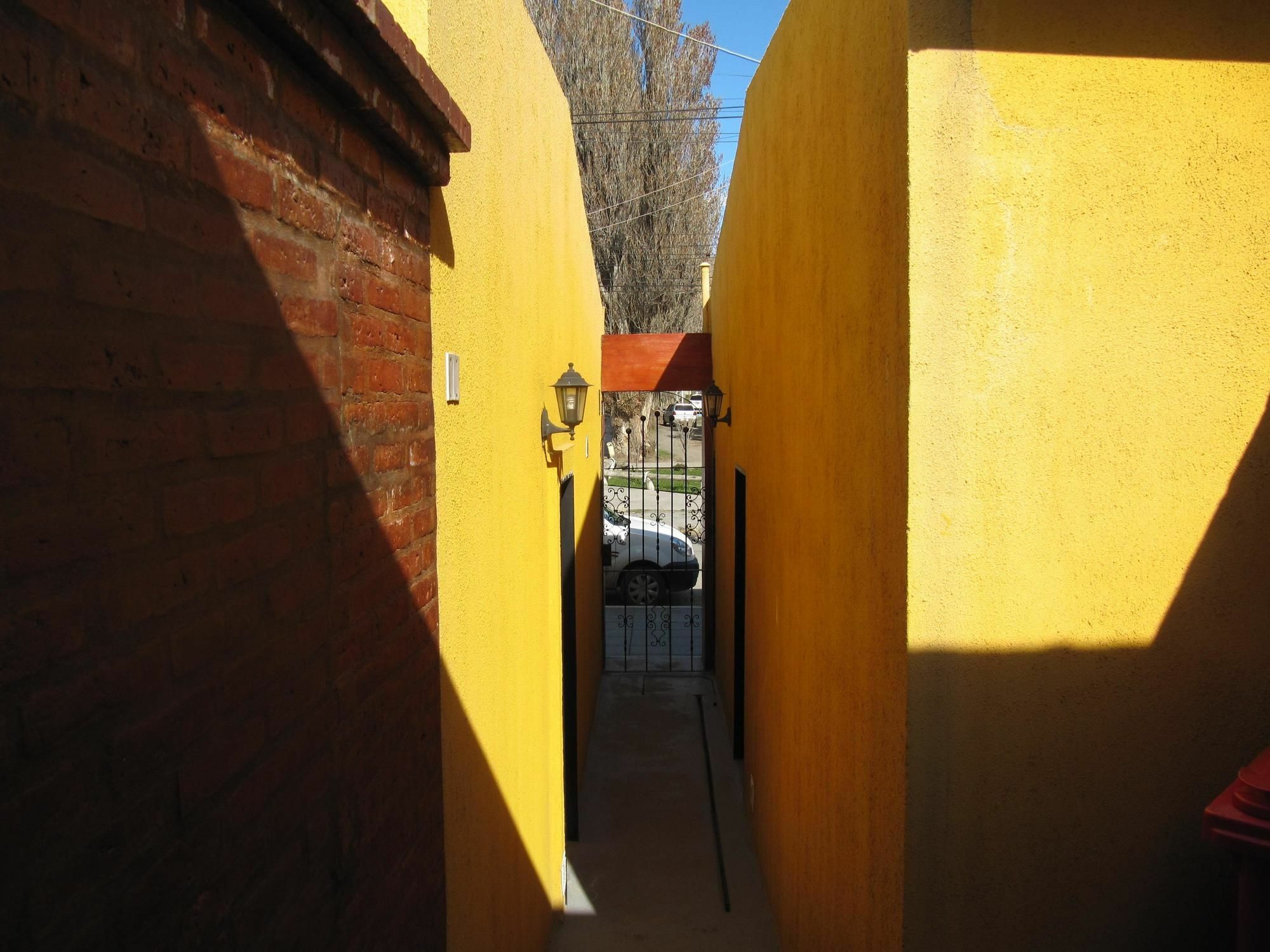 Apart Casas Del Centro El Calafate Luaran gambar